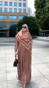 Dress Hikari Set Jilbab - Ceruty Printing Nais Syari Mix Jersy Ld 106 Pb 142 Zipper Depan Jilbab Voal Square Size 115 x 115