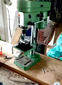 สว่านแท่นเจาะ FLYBOSS รุ่น ZJ4113 สว่านแท่นเจะ1/2" ปรับได้5สปีด มีที่จับชิ้นงาน หัวจับ13mm เจาะสว่าน แท่นสว่าน สว่านแท่น พร้อมใช้