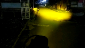 LAMPU TEMBAK SOROT LASER GUN LED VINIX D4 MOBIL/MOTOR SOROT 40WATT LASER GUN D240 WATT 40