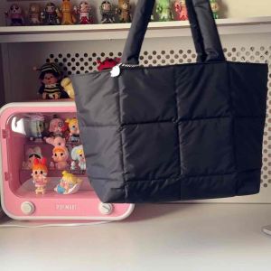 A FLUFFY TOTE BAG☁️ (Made in Thailand) ถุงผ้าฟองน้ำ ถุงผ้าฟองน้ํา ถุงผ้าฟองน้ํา ซื้อที่ไหน - Lazada