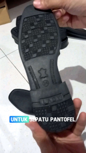 Sol Karet Sepatu Pantofel Wanita & Sepatu Dinas Polwan Guru\\n\\n Apa Itu Sol Karet Sepatu Pantofel Wanita?\\n\\nSol karet sepatu pantofel wanita adalah bagian bawah sepatu yang terbuat dari bahan karet. Bahan ini dipilih karena sifatnya yang kuat, lentur, dan anti slip. Sol karet ini memiliki banyak kelebihan dan perawatan yang perlu diperhatikan agar sepatu tetap awet dan nyaman digunakan.\\n\\n Kelebihan Sol Karet Sepatu Pantofel Wanita\\n\\nSol karet sepatu pantofel wanita memiliki beberapa kelebihan, antara lain:\\n\\n- **Kuat**: Sol karet ini mampu menahan beban berat dan tahan lama.\\n- **Lentur**: Sol karet ini memiliki elastisitas yang baik, sehingga membuat sepatu lebih nyaman digunakan.\\n- **Anti slip**: Sol karet ini memiliki daya cengkeram yang baik pada berbagai permukaan, sehingga mengurangi risiko terjatuh.\\n- **Tahan lama**: Sol karet ini memiliki ketahanan yang baik terhadap aus dan gesekan.\\n\\n Perawatan Sol Karet Sepatu Pantofel Wanita\\n\\nUntuk menjaga sol karet sepatu pantofel wanita tetap awet dan nyaman digunakan, perhatikan beberapa tips berikut:\\n\\n- **Jangan membersihkan dengan air panas**: Air panas dapat merusak struktur karet dan mengurangi daya cengkeram sol.\\n- **Gunakan sabun khusus**: Sabun khusus sepatu dapat membersihkan sol tanpa merusak bahan karet.\\n- **Jangan biarkan terlalu basah**: Setelah dibersihkan, pastikan sol kering sebelum disimpan.\\n\\n Sepatu Kantor Untuk Paskib & Polwan Guru\\n\\nSepatu kantor untuk Paskib, Polwan, dan guru harus memenuhi beberapa persyaratan, seperti nyaman digunakan, tahan lama, dan sesuai dengan protokol pakaian dinas.\\n\\n Rekomendasi Sepatu Kantor Untuk Paskib & Polwan Guru\\n\\nBerikut adalah beberapa rekomendasi sepatu kantor untuk Paskib, Polwan, dan guru:\\n\\n- **Sepatu pantofel wanita**: Sepatu pantofel wanita dengan sol karet kuat dan lentur cocok untuk digunakan di kantor.\\n- **Sepatu security kuat dan lentur**: Sepatu security dengan sol karet kuat dan lentur cocok untuk digunakan oleh Polwan dan guru.\\n\\n Cara Memilih Sepatu Kantor Yang Tepat\\n\\nBerikut adalah beberapa tips untuk memilih sepatu kantor yang tepat:\\n\\n- **Pilih bahan yang nyaman**: Pilih sepatu dengan bahan yang nyaman digunakan dan tidak mudah rusak.\\n- **Perhatikan sol**: Pilih sepatu dengan sol karet kuat dan lentur.\\n- **Pilih ukuran yang pas**: Pilih sepatu dengan ukuran yang pas agar nyaman digunakan.\\n\\n Sol Karet Sepatu Security Kuat & Lentur\\n\\nSol karet sepatu security kuat dan lentur memiliki beberapa kelebihan, antara lain:\\n\\n- **Kuat**: Sol karet ini mampu menahan beban berat dan tahan lama.\\n- **Lentur**: Sol karet ini memiliki elastisitas yang baik, sehingga membuat sepatu lebih nyaman digunakan.\\n- **Anti slip**: Sol karet ini memiliki daya cengkeram yang baik pada berbagai permukaan, sehingga mengurangi risiko terjatuh.\\n\\n Perawatan Sol Karet Sepatu Security\\n\\nUntuk menjaga sol karet sepatu security tetap awet dan nyaman digunakan, perhatikan beberapa tips berikut:\\n\\n- **Jangan membersihkan dengan air panas**: Air panas dapat merusak struktur karet dan mengurangi daya cengkeram sol.\\n- **Gunakan sabun khusus**: Sabun khusus sepatu dapat membersihkan sol tanpa merusak bahan karet.\\n- **Jangan biarkan terlalu basah**: Setelah dibersihkan, pastikan sol kering sebelum disimpan.\\n\\n Sepatu Pantofel Empuk Untuk Wanita\\n\\nSepatu pantofel empuk untuk wanita harus memenuhi beberapa persyaratan, seperti nyaman digunakan, tahan lama, dan sesuai dengan protokol pakaian dinas.\\n\\n Rekomendasi Sepatu Pantofel Empuk Untuk Wanita\\n\\nBerikut adalah beberapa rekomendasi sepatu pantofel empuk untuk wanita:\\n\\n- **Sepatu pantofel wanita dengan sol karet kuat dan lentur**: Sepatu pantofel wanita dengan sol karet kuat dan lentur cocok untuk digunakan di kantor.\\n\\n Cara Memilih Sepatu Pantofel Yang Tepat\\n\\nBerikut adalah beberapa tips untuk memilih sepatu pantofel yang tepat:\\n\\n- **Pilih bahan yang nyaman**: Pilih sepatu dengan bahan yang nyaman digunakan dan tidak mudah rusak.\\n- **Perhatikan sol**: Pilih sepatu dengan sol karet kuat dan lentur.\\n- **Pilih ukuran yang pas**: Pilih sepatu dengan ukuran yang pas agar nyaman digunakan.\\n\\n Kesimpulan\\n\\nSol karet sepatu pantofel wanita, sepatu dinas polwan guru, dan sepatu security kuat dan lentur memiliki banyak kelebihan dan perawatan yang perlu diperhatikan agar sepatu tetap awet dan nyaman digunakan. Memilih sepatu yang tepat juga penting untuk memenuhi persyaratan kantor dan protokol pakaian dinas. Pastikan untuk memilih sepatu dengan bahan yang nyaman, sol yang kuat dan lentur, serta ukuran yang pas.\n}