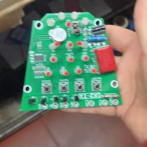 Bo quạt sen Ko treo tường mẫu mới dùng khiển cũ hoặc có thể mua khiển trong shop