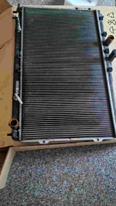 หม้อน้ำฮุนไดเอชวันเอทู แท้ถอด hyundai h1 a2 ประสบการณ์พอตัว