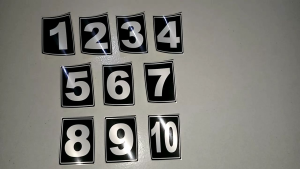 Stiker Nomor 1 sampai 10 Ukuran 4x3 cm Bahan Vinyl Glossy Waterproof Stiker Nomor Kost Nomor Pintu Nomor Kamar Nomor Ruangan Nomor Loker Nomor Inventaris Nomor Rak Nomer Urut