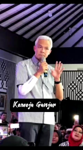 Kemeja Ganjar/Kemeja Salur Lengan Pendek/Kemeja Motif Hitam Putih