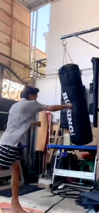 Samsak Boxing Original 100% Tanpa - Isi 100 Cm Samsak Tinju Beladiri MMA Muaythai