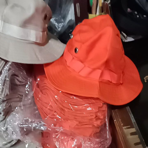 Topi Rimba Lapangan & Gunung: Desain Unik & Nyaman