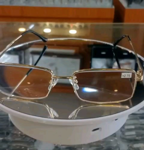 Kính lão thị viễn thị titanium Nhật bản cao cấp đủ số từ +0.75 đến +4.00