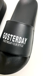 Sandal Slip On Pria: Desain Modern & Nyaman