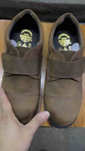 รองเท้าหัวเหล็ก รองเท้าเซฟตี้หัวเหล็กรับน้ำหนักได้ถึง 2000 กก หนังแท้100%เย็บพื้นไม่ลื่น อึดถึกทน