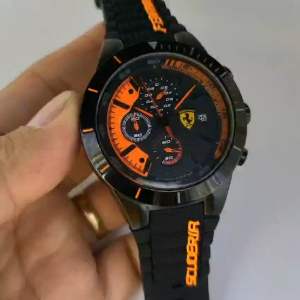 READY LAGI!!! Jam Tangan Business Pria Ferrari Scuderia Chrono Aktif Tali Rubber