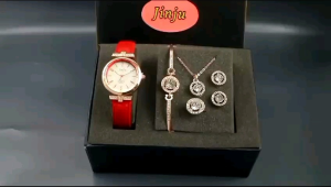 Jam Tangan Wanita Mewah Free Gelang kalung Anting Tali Kulit