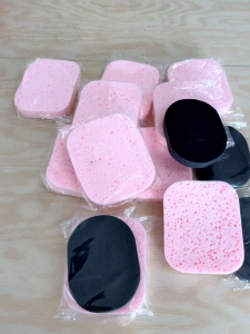KL Stock Natural Bamboo Charcoal Face Wash Cleaning Sponge Makeup Remove Oily Dust Facial Cleansing 1pcs