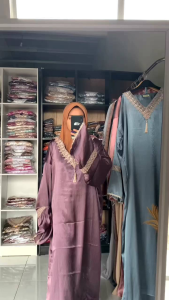 PROMO!! abaya sholat cradenza silk by aziyadaily