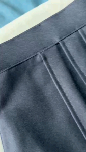 Patt กระโปรงผ้ามันทรงแคบตราภัทร สีกรมเข้ม ตีเกล็ด 5.5 นิ้ว งานลูกคุณจริง ออกบิลเบิกทางโรงเรียนได้