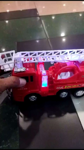 MOBIL MOBILAN PEMADAM BATERAI BISA BUNYI DAN NYALA