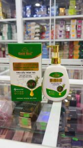 Dung Dịch Vệ Sinh Phụ Nữ GOLD BEE 200ml Tràm Trà Tinh Dầu Thông Đỏ - Chiết Xuất Trà Xanh-Chiết Xuất Trầu Không Goldbee
