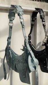 4 สี กระเป๋า Crossbody มีสะพาย ❤️‍🔥/ Valen กระเป๋าy2k สำหรับสาวและตัวแม่