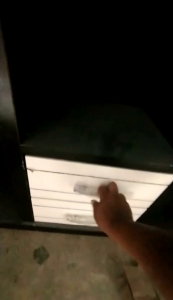 Lemari pakaian 3 pintu Lemari bukaan Promo