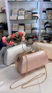 Tas Pesta CYNTHIA Embellished Crystal Box Clutch