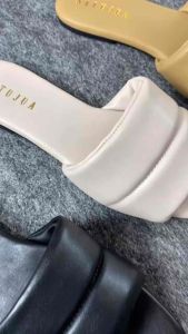 Satujua - SANDAL LUNA | FLAT WANITA BUSA FULL EMPUK SANTAI CASUAL