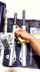 สปริงโหลดโช๊คหน้า เวฟทุกรุ่น สกูปปี้ ดรีมชุปเปอร์คับ  คลิก  แดช  แอลเอส  โซนิค  โนวา เทน่า  ไนท์  ขนาดโหลด 1 / 1.5 / 2 นิ้ว อะไหล่แต่ง 1 ชุด [2 ตัว]