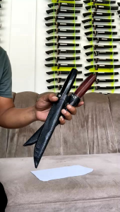 Pisau Tebal Super Tajam Siap Pakai: Untuk Kebutuhan Anda