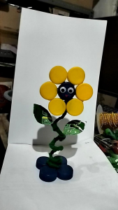 Kreasi Bunga Goyang Dari Tutup Botol