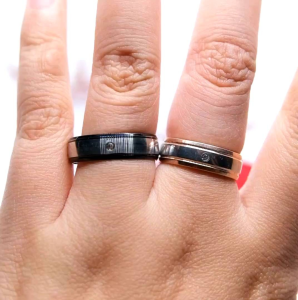 [GRATIS CETAK NAMA] Cincin Couple Titanium Anti Karat R72 | Cincin Pasangan | Cincin Hadiah | Cincin Lamaran | Cincin Tunangan | Aksesoris Pria Wanita