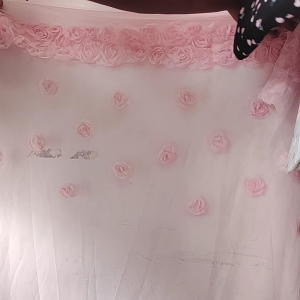 Kain Organza atau Tile Bordir