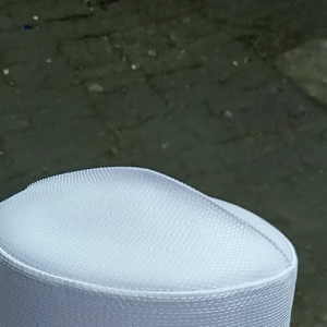Peci Putih Kalbut Tinggi 6cm: Desain Elegan & Aksesoris Pesta