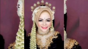 Jasa Edit Foto Pasangan Pengantin Ukuran 10R - Hadiah Unik dan Berkesan