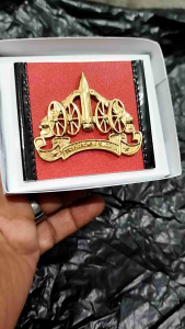 pin emblem baret armed