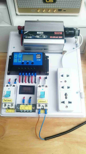 ✨ชุดนอนนา ✨ไฟฟรีโซล่าเซลล์ ชุดคอนโทรลชาร์จเจอร์ 30a PWM 12V และอินเวอร์เตอร์ 500w พร้อมใช้ชาร์จไฟจากพลังงานแสงอาทิตย์