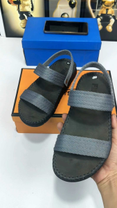 Dép quai hậu nam   Sandal nam quai dù D11 đế lõm êm chân may viền thủ công chắc chắn bền bỉ  năng động