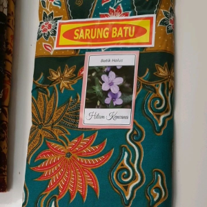 sarung batik hitam kencana batu Kain sarung cap cent prisima