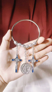 Door Hunger Miraculous Medal House Protector Against Badluck for All Season Souvenir