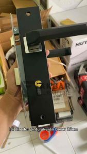 Paket Selot & Handle Pintu Hitam Besar uk 25 cm + Kunci Pintu