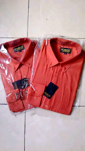 Fusco-Kemeja Formal Reguler Warna Merah Bata ✓Kemeja Pria Polos Lengan Panjang ✓Kemeja Kerja Pria