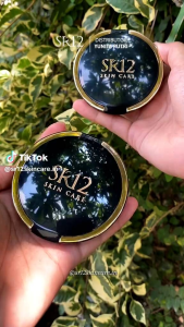 Daily cover SR12 bedak padat menutupi bekas jerawat wajah anti air luntur awet tahan lama BPOM aman