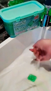 Laundry beads washing cleaner Liquid bead 100pc 洗衣珠gelijing格丽净浓缩留香洗衣珠