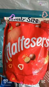 Maltesers 273g ขนมเคลือบช็อกโกแลต สอดไส้รสมอลต์หวานมันกรุบกรอบ BBF. 16/08/26 จากออสเตรเลีย