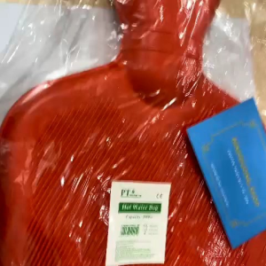 Túi chườm cao su nóng lạnh cỡ lớn 2000ml giảm đau giảm viêm - giao màu ngẫu nhiên