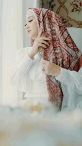 Jilbab Pelangi Asmara Series by Dian Pelangi X Barli Asmara LIMITED EDITION Hijab Kerudung Scarf Khimar Square Segi Empat Casual Formal Kerja Kantor Pesta Pernikahan Kondangan Wanita Hijaber Cantik Anggun Modis Modern Mewah Model Terbaru Motif Kekinian