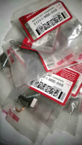 Carbon brush xr200 xlr200 genuine (31201-MBE-008)