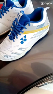 Sepatu Badminton YNK CASCADE ACCEL: Sepatu Olahraga Volly Bulutangkis Terbaru