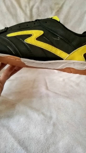 SEPATU FUTSAL KULIT SAPI/SEPATU FUTSAL KULIT MURAH BERKUALITAS SOL SUDAH DI JAHIT KELILING