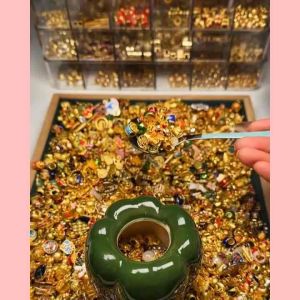 Charm khoá chốt vòng hình cỏ 4 lá may mắn