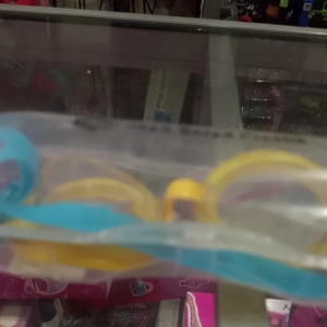 Kacamata renang dengan kwalitas baik karet tidak mudah longgar