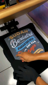 Kaos Distro Pria Tebal Catton Combad24s: Jangan Di Goda Ga Ada Duitnya